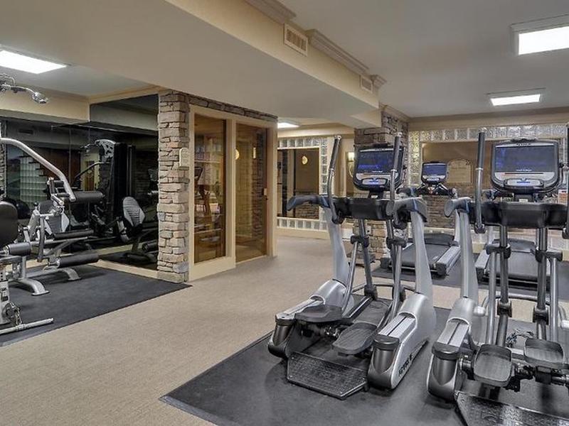 B9360CE817C36319F83502FFFCA55D3F