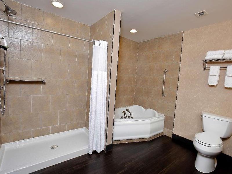 ACB3EA2EFA6C22FE52F59769A5793CC0