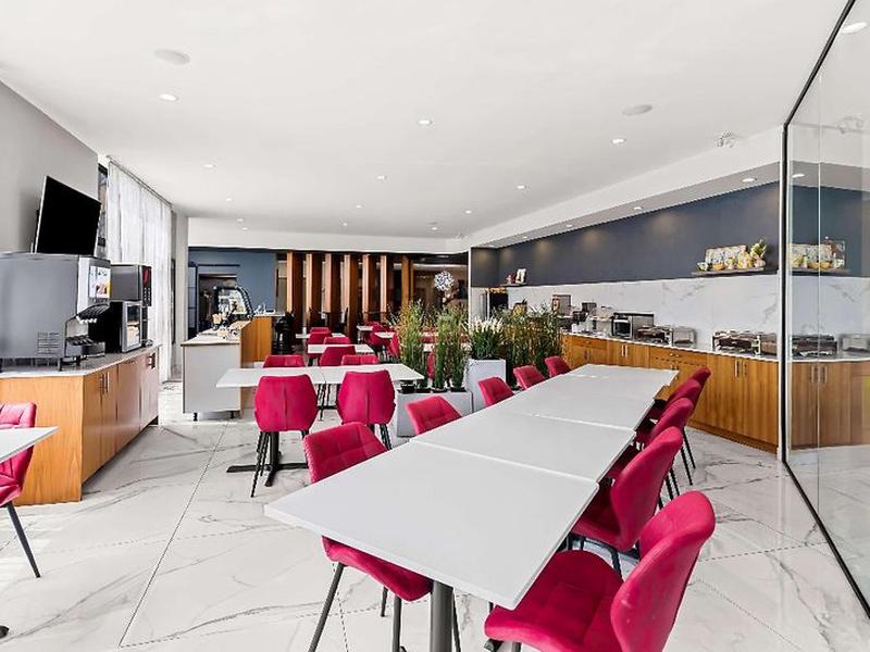 08C11E02BB8EDE5C2838F0430935BE7A