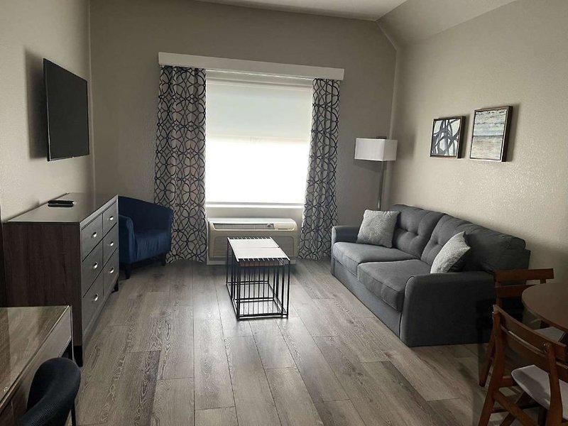 35AE38F19763B578B478499E8F3C6484