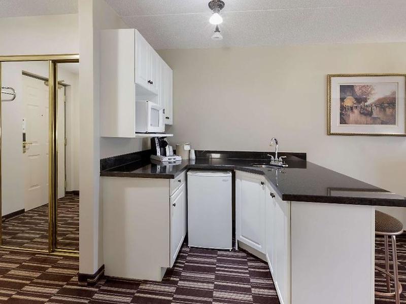 609C3ACC2FCA6D5EDD69B224FE7FA27B