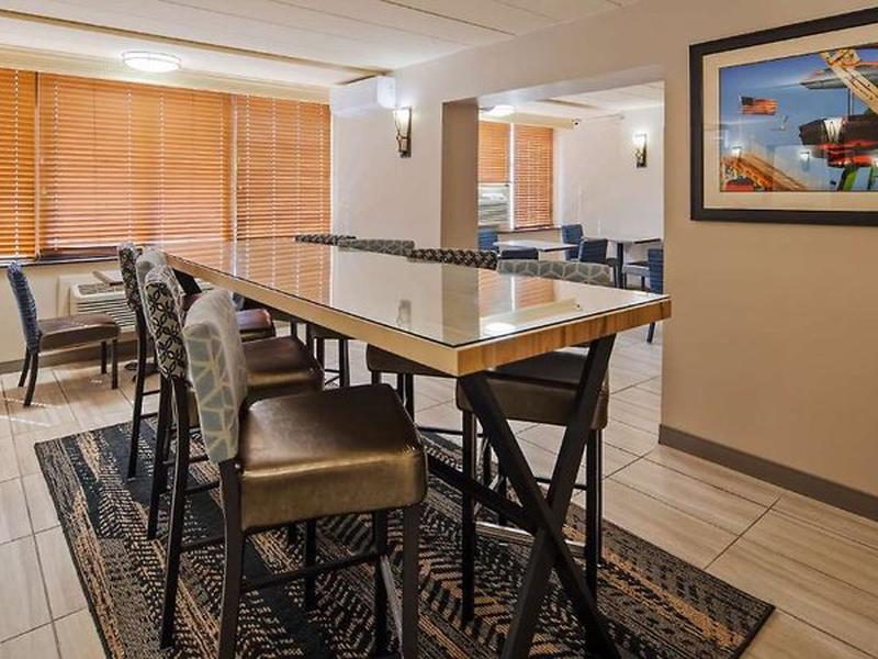 BDC1EDC4D5E84E6A81BA7C736AF4FFAE