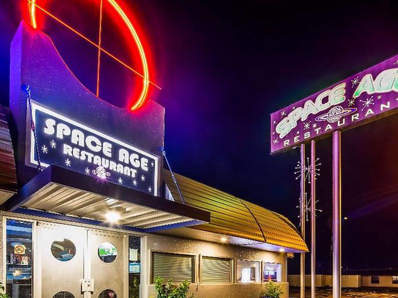 2F4F1DC4D6BA20480993D3982F57BDE6