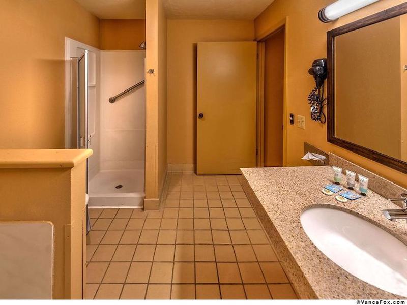 7999DF51047026DB5EA7B0B7826993E6