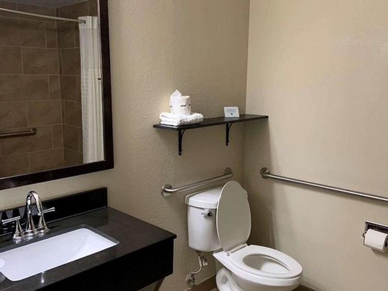 765DEB848D62D9A200F898A8C2A81DCA