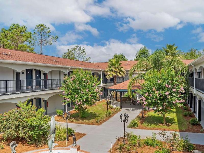 8E256D70F2D517519E4CEDD8F062128F