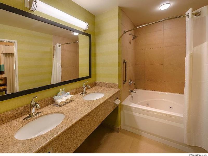 8CED88E0D8197BE0F0A38CE912D28AD1