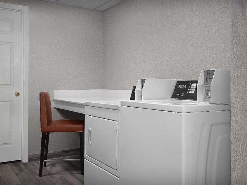 9298B0602E25E02A55A67C112A1DA04A