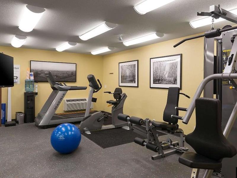 8477AC87A6B1B2EF43011C2A46C8DE16