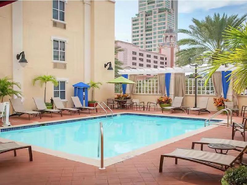 4AAF857CFD95C1E184926171091A210E