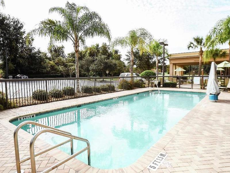 18F576871BB918F1A91898E6F30AC3A1