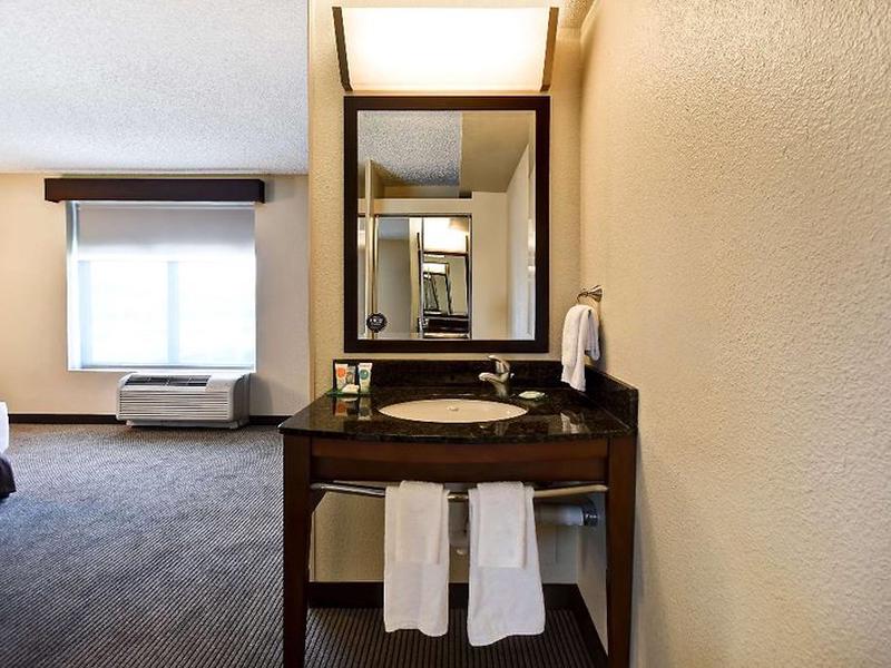 0C7D12E0155DAEA6E0D89502D49330F5