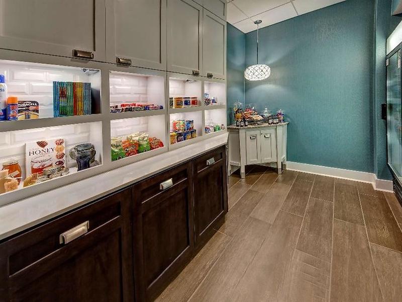 72CE694D8DE690DB4CC0673D0C9CD01D