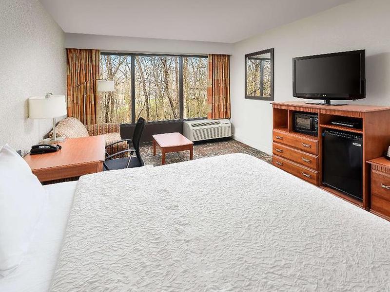 51F33D2A6B187E81F6D4F92F2B459C67