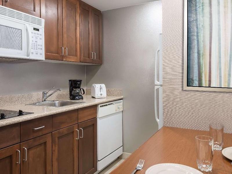 4FF275AFAADA284AD1C678A94B3D2A93