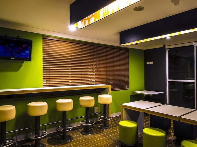 8DB635F59BADE9ABF32EACC3B8F2D72A