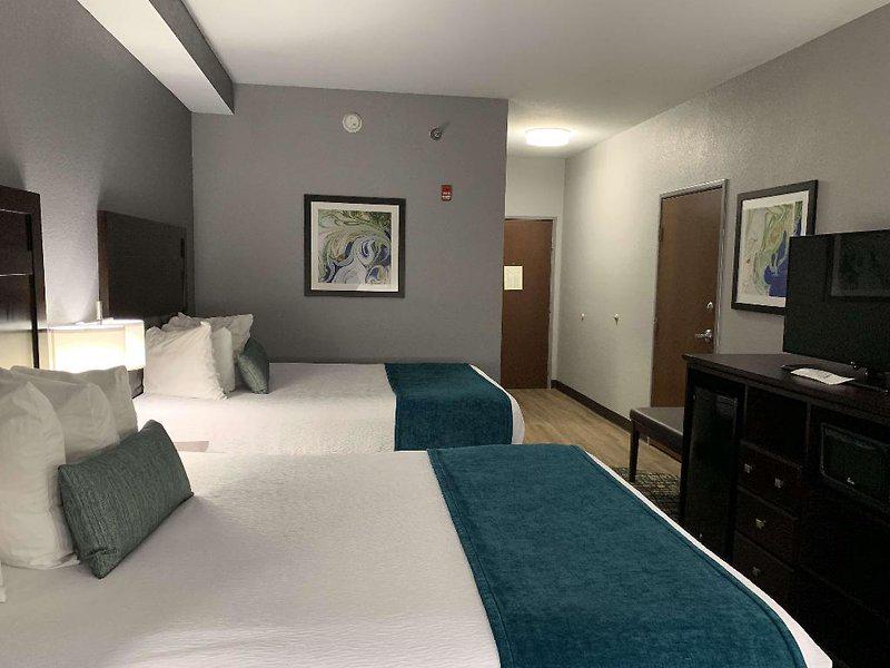 F218D046D737F55517CC22E84E1DC880