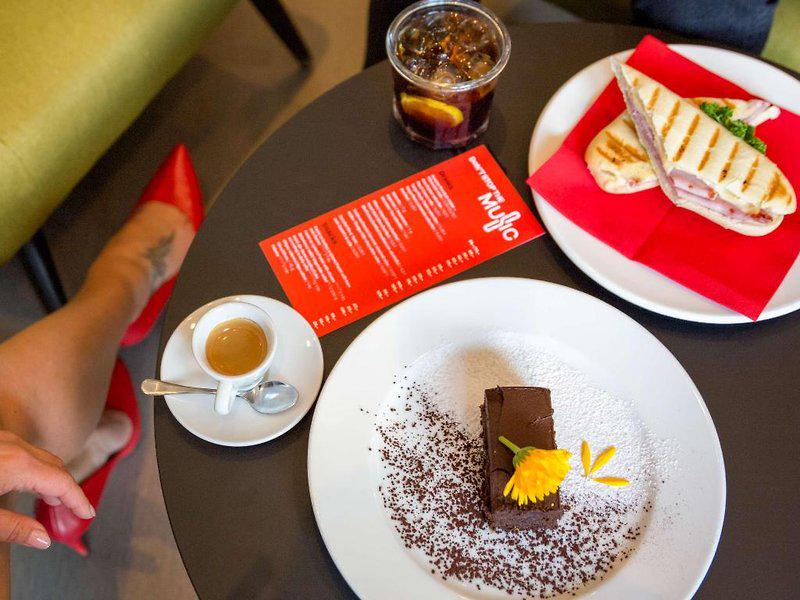 17CDA562A55906F91377B965C0488A33