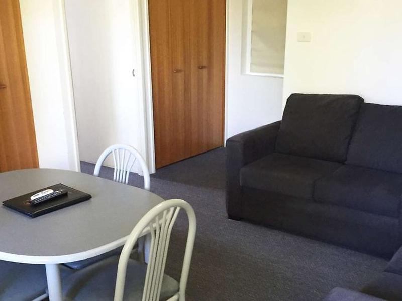 8F5899EE96AAC942FBE923258F30EE99