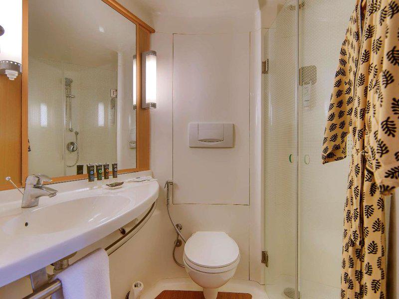 D27C91F294DCF29E894374B873B9A63F