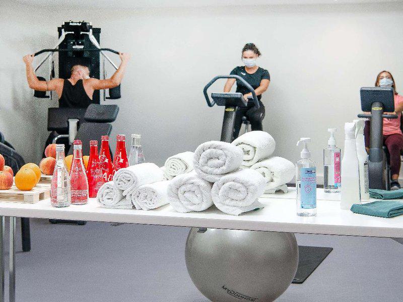 872B9324AD2ED81E85E4145F0458ED6C