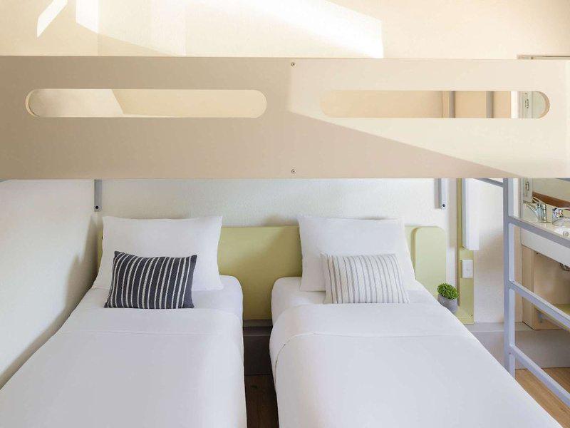 F8149BE960C4FA6CCAC6DABC9B475100