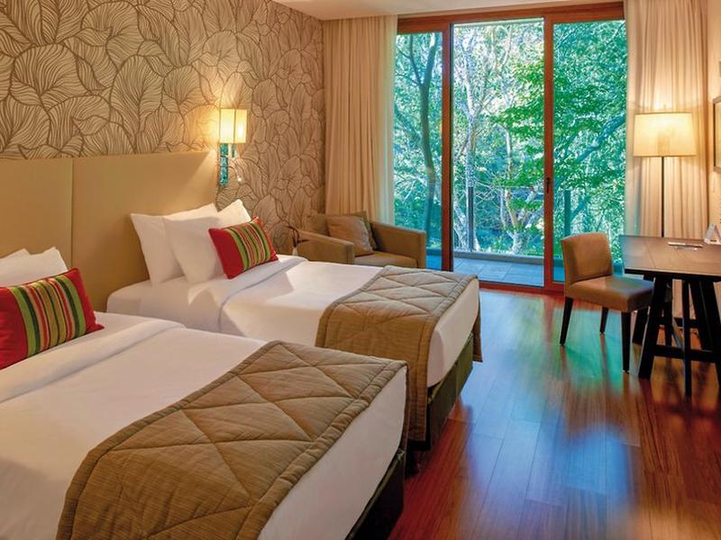 B040938098FCA03149A2DE7B22B6A34A