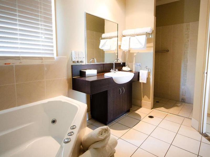 A6DE5698FC59AE1C8E474E036DBF3A56