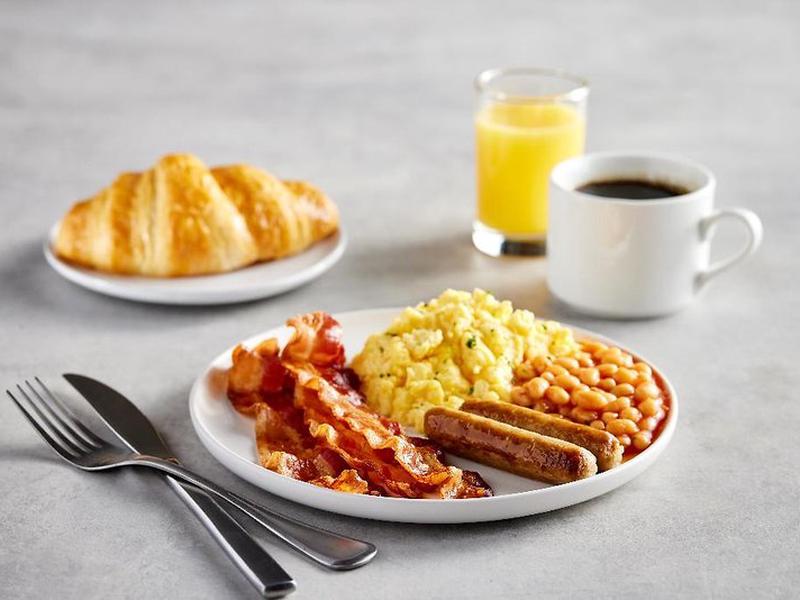 Country Inn & Suites by Radisson, Dixon, CA - UC Davis Area