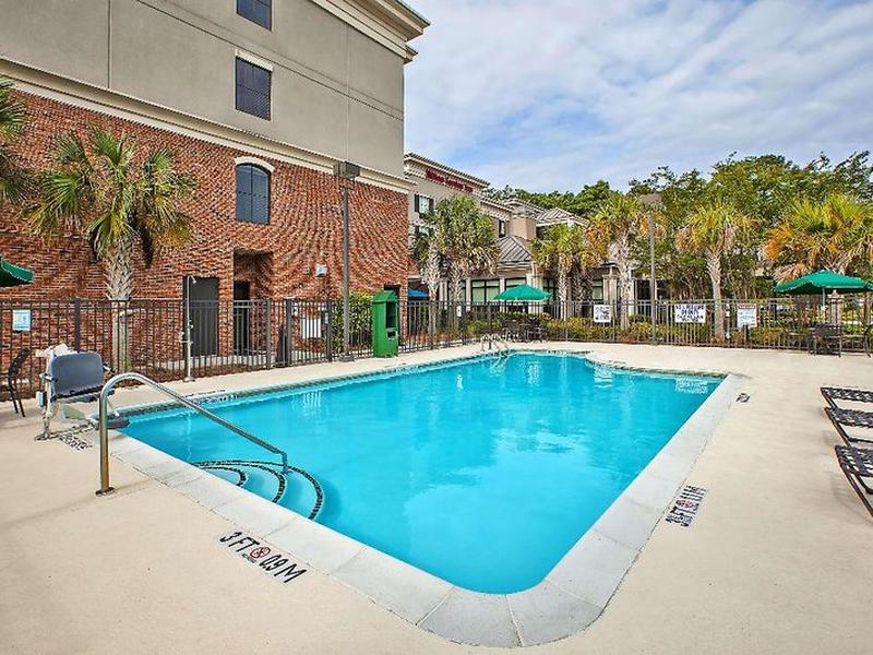 01F4928D95F5143D1904A9A7C6769B04