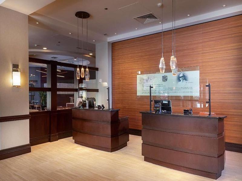 10012A22115E1B25CAEFCBA65DCEBC84