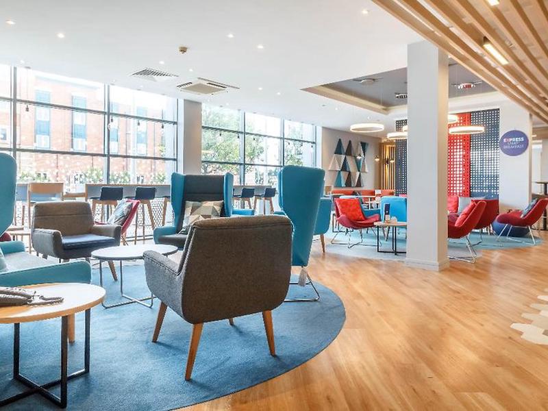 AC23375E7F3BCBA16F551D19C7CBE44A