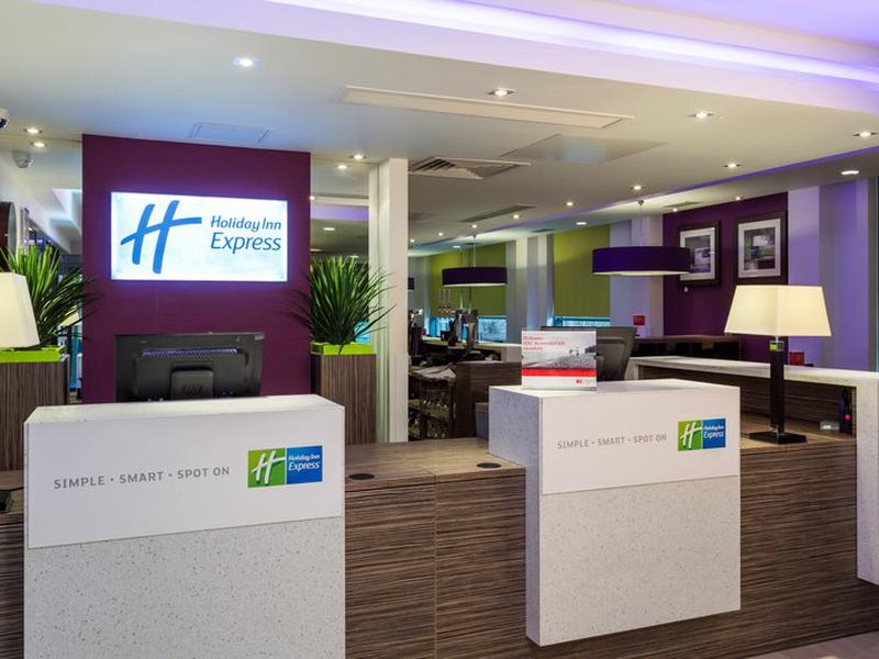 8A985106ED3CD56E655A127D5EF87755