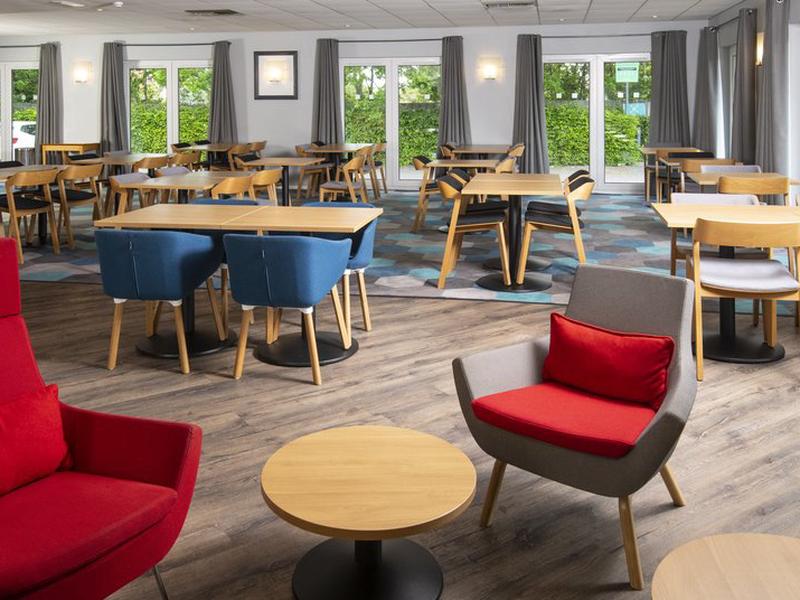 8D19560AFD740EF2D29FE111F9B2B3D3