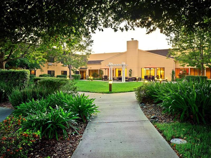 17B0991C4AE8A240A1AA4BE39199275A