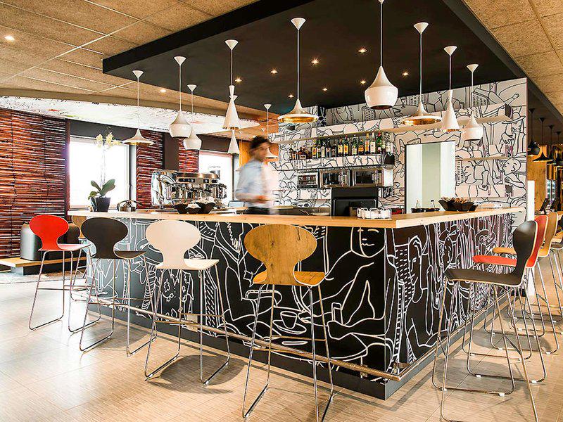 1CE759F766C2775989019AB2E1F87B36