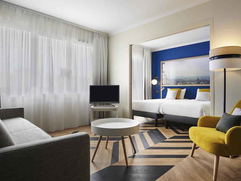 55D1FBECB5C816D18AEF6937B4A4F116