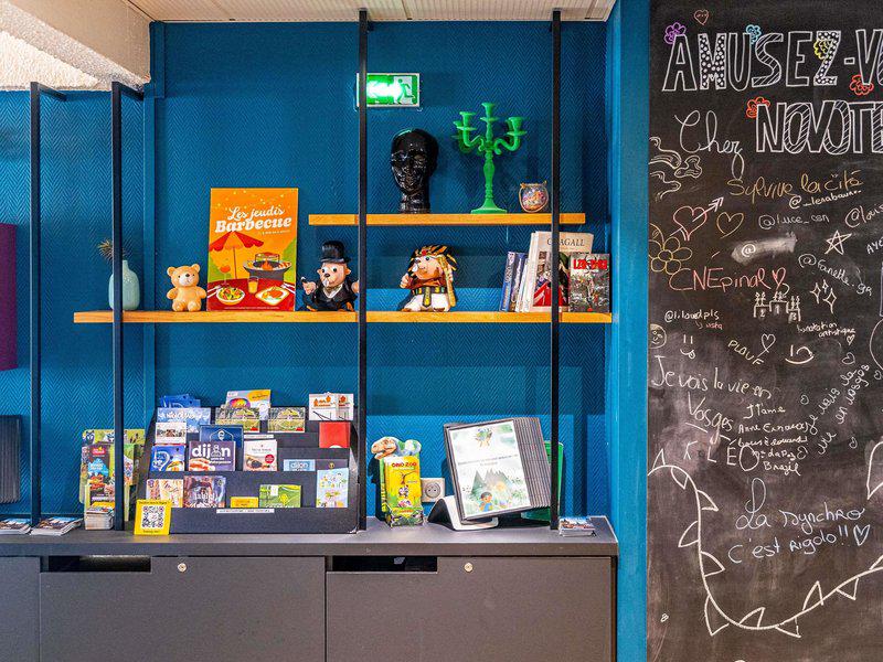 1781B197357FDE3EE289E6B999469C7F