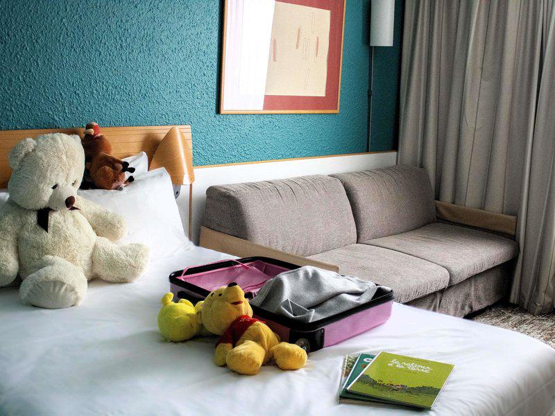 F96FC178E8B8F978049A0C1944ECC621