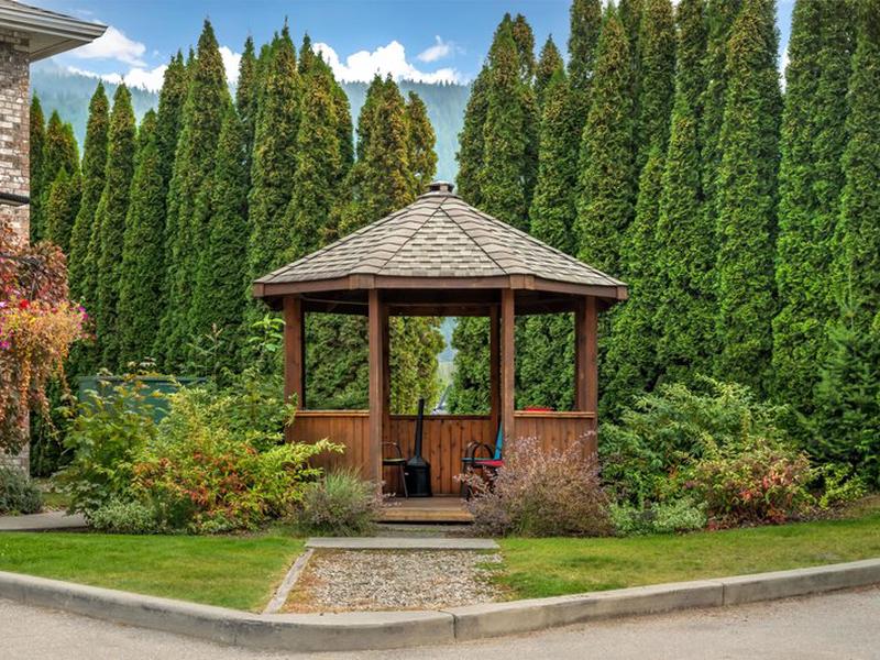 1B41C30527EF2A4295F374C84D415D52