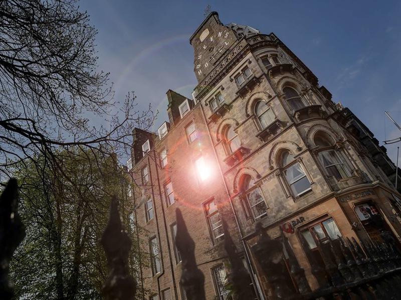 BD3A8D20DC15B5C8D3D57F883EFC3FCF