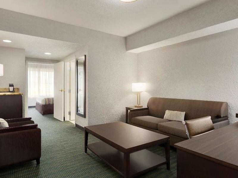 E31CD2188D892C55DBF5A529AE1E7064