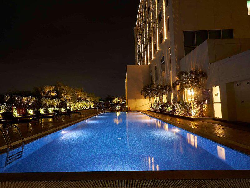 81BE0A05CF82B8A5EDB7B1905822A951