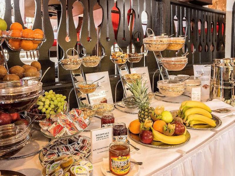 1A69122DE79B4C2736B9EFFDCAC39000