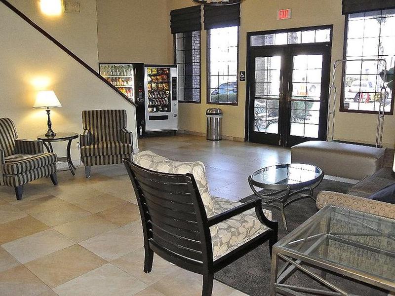 A56BE2EAE1EE5E154D5196CAA64A135F