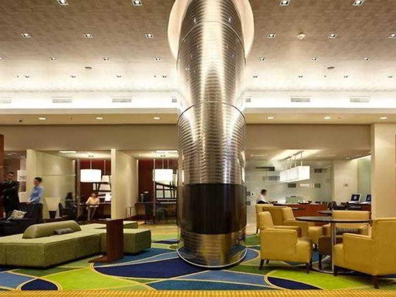 ACF8C5784A2BB18B1F226969529A15DF