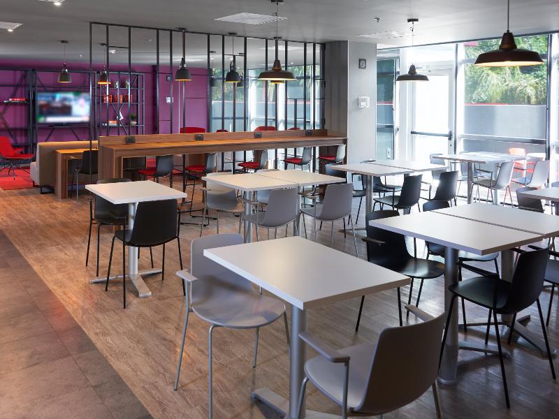 D124ADBA8E096BECBBAF616A324AF435