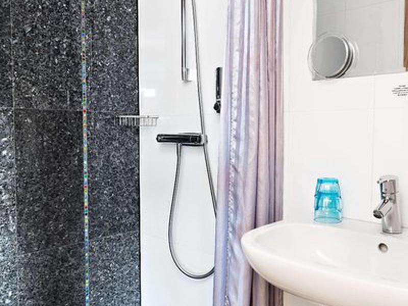 48B57E38C9CF95367A58D04D7729860B