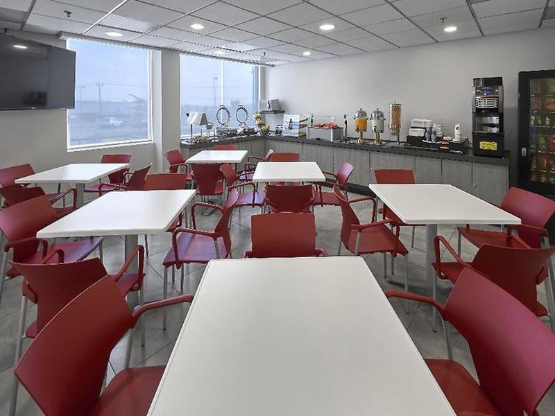 8E0B0EF87188AC000BC13C63F3BAC20D