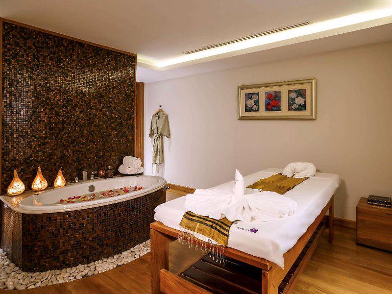 A5EC5C6E993A93778997932ADD2C68B2